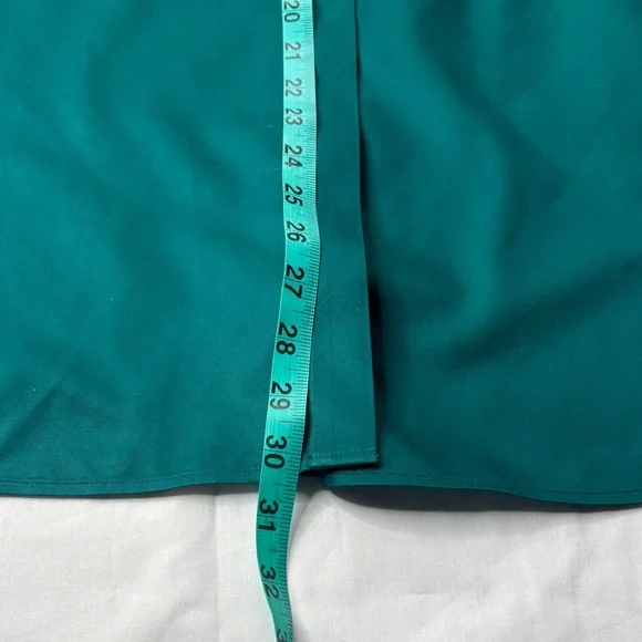 💚 Chico’s Emerald Green No Iron Cotton Tunic Button Top Women’s Size 1 Large 💚 - Picture 13 of 14